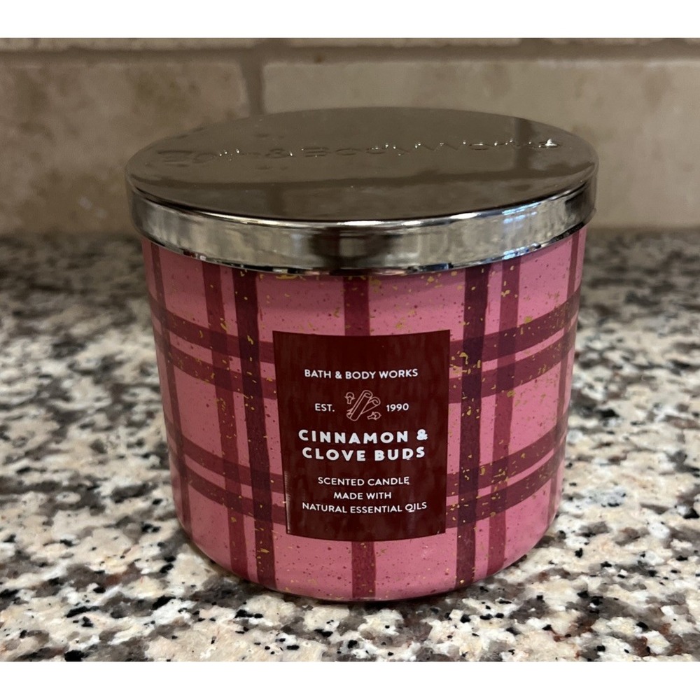 New Bath And Body Works Cinnamon & Clove Buds 3 WICK CANDLE Plaid